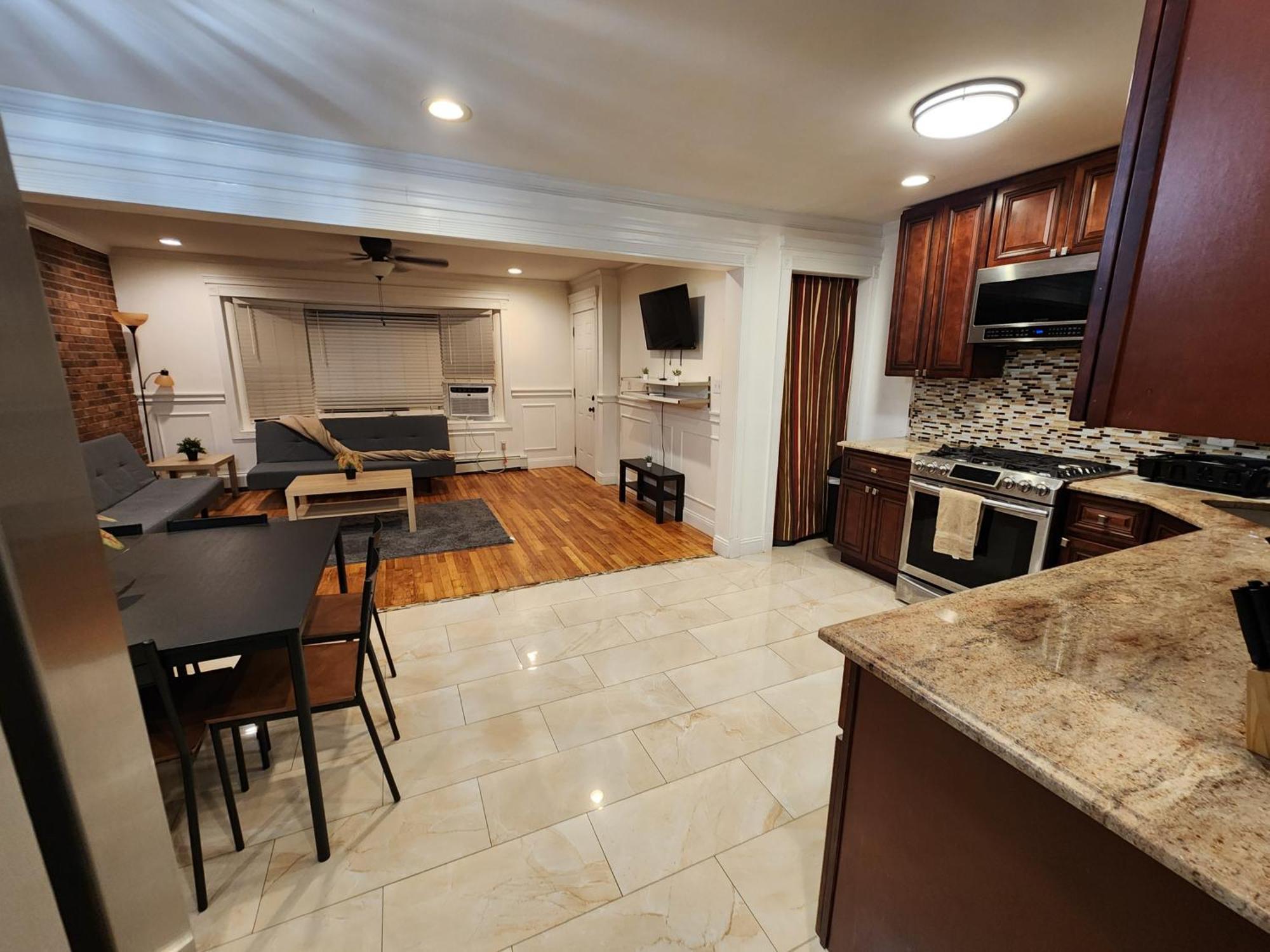 Апартаменты Stylish 3 Bed, Minutes To Nyc! Джерси-Сити Номер фото